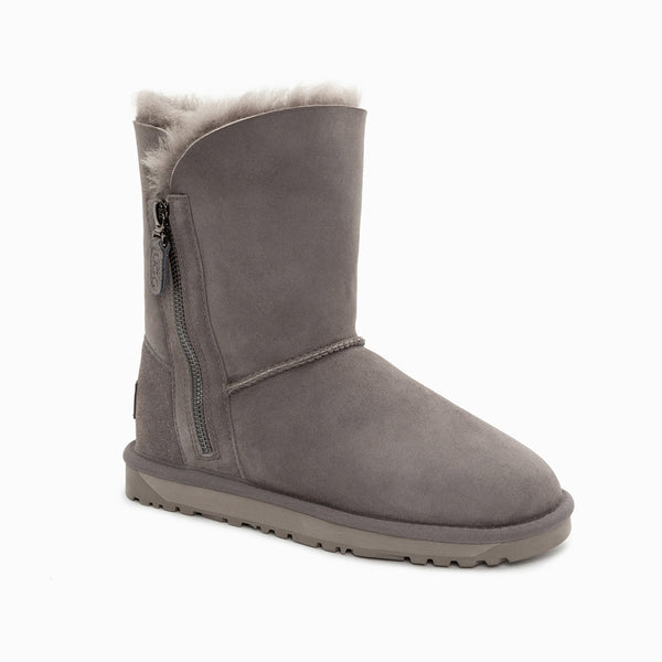 UGG BAILEY ZIPPER BOOTS (WATER RESISTANT)