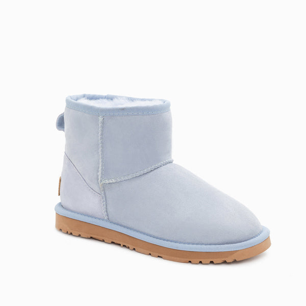 UGG CLASSIC MINI BOOTS (WATER RESISTANT)