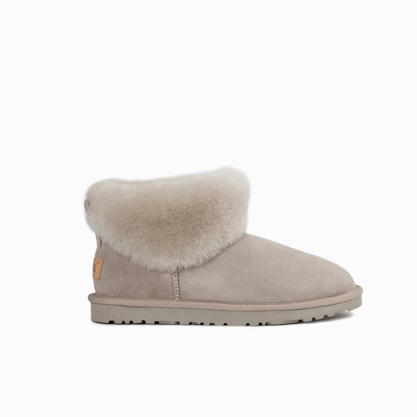 Ugg Classic Fluff Mini Boots (Water Resistant)