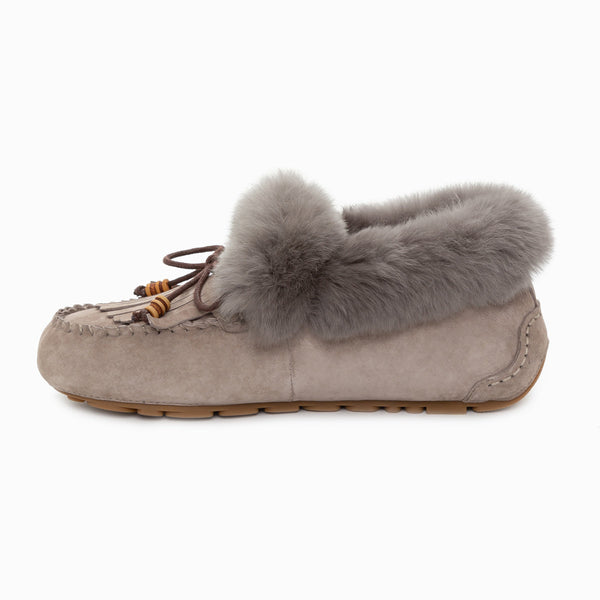 UGG FLUFF TASSLE MOCCASIN (INNER WEDGE)