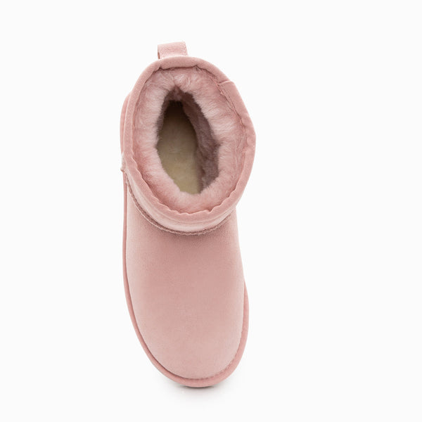 UGG CLASSIC MINI BOOTS (WATER RESISTANT)