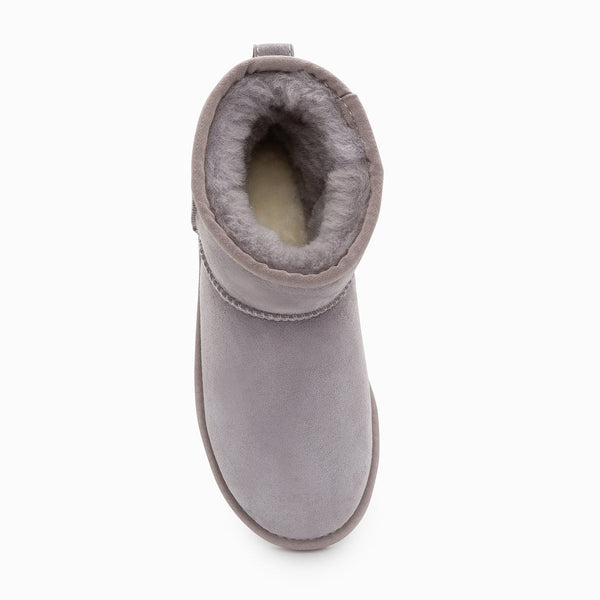 UGG CLASSIC MINI BOOTS (WATER RESISTANT)