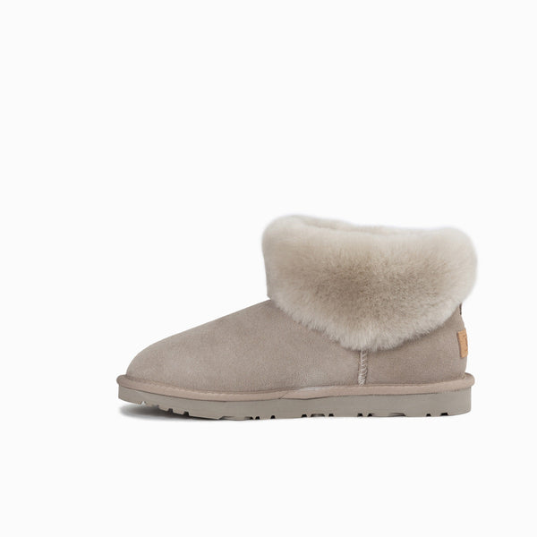 Ugg Classic Fluff Mini Boots (Water Resistant)