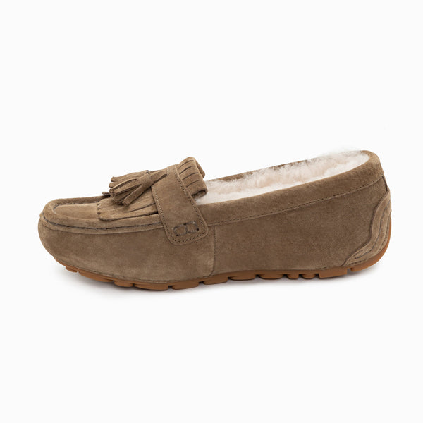 UGG RYLEE TASSLE MOCCASIN (INNER WEDGE)