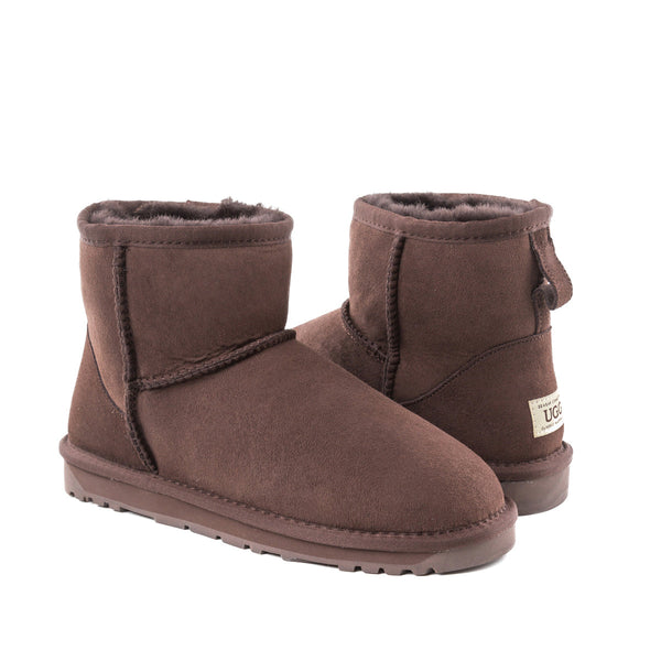 UGG CLASSIC MINI BOOTS (WATER RESISTANT)