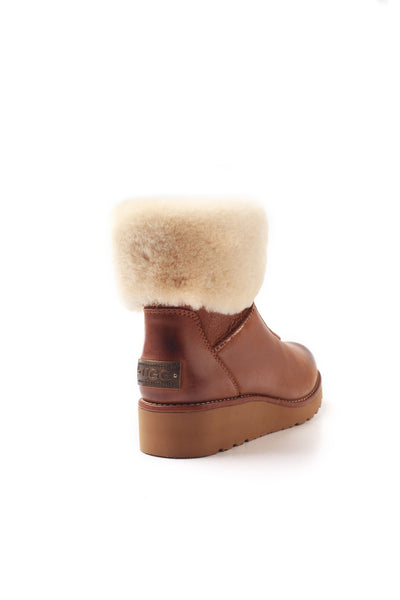 UGG ABIR COLLAR ZIP BOOTS