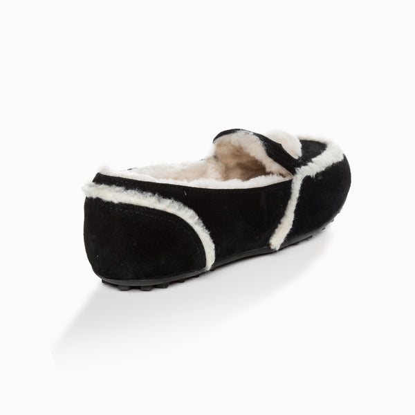 UGG EVA LOVE HEART LOAFER