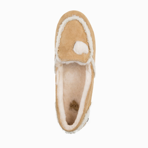 UGG EVA LOVE HEART LOAFER