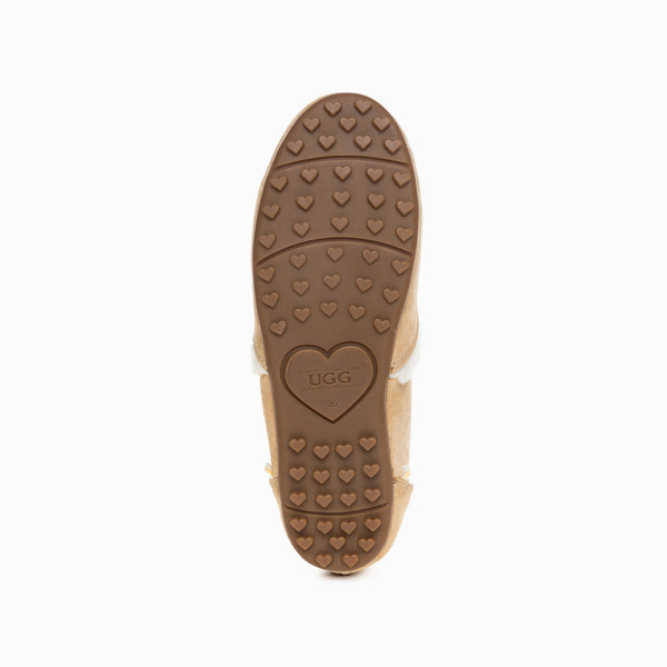 UGG EVA LOVE HEART LOAFER