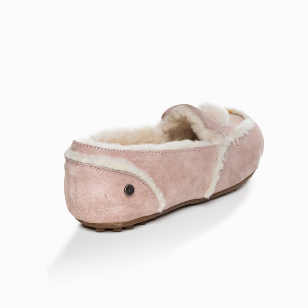 UGG EVA LOVE HEART LOAFER