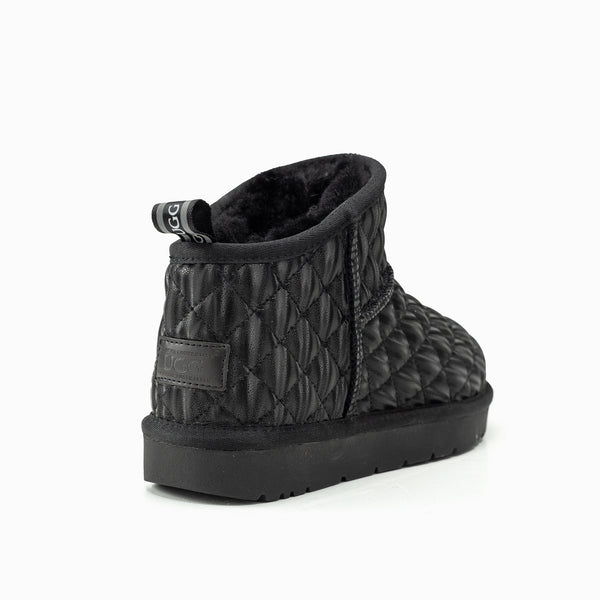UGG FINLEY QUILTED MINI BOOTS