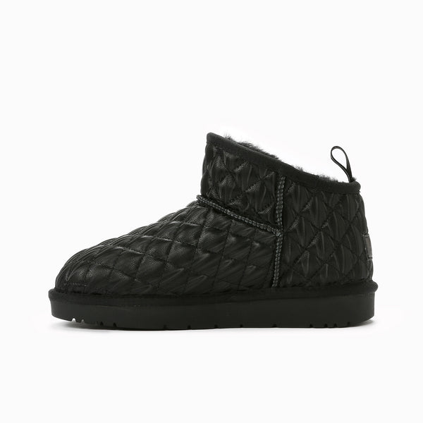 UGG FINLEY QUILTED MINI BOOTS