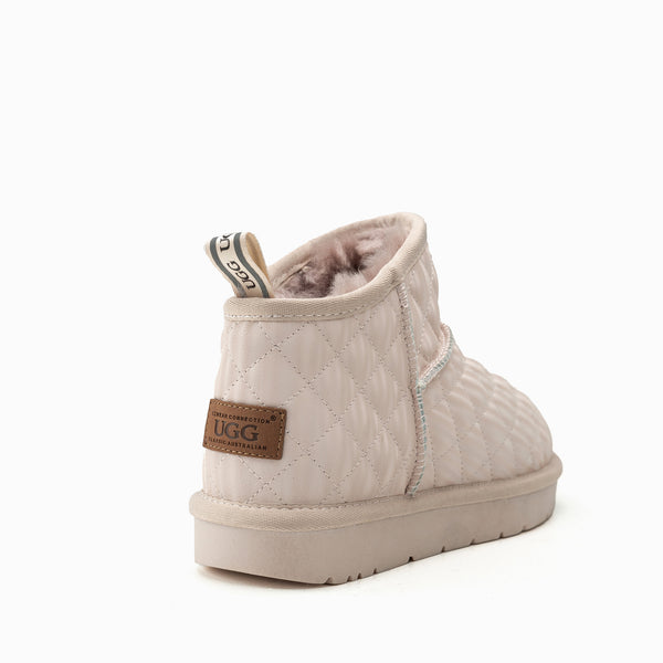 UGG FINLEY QUILTED MINI BOOTS