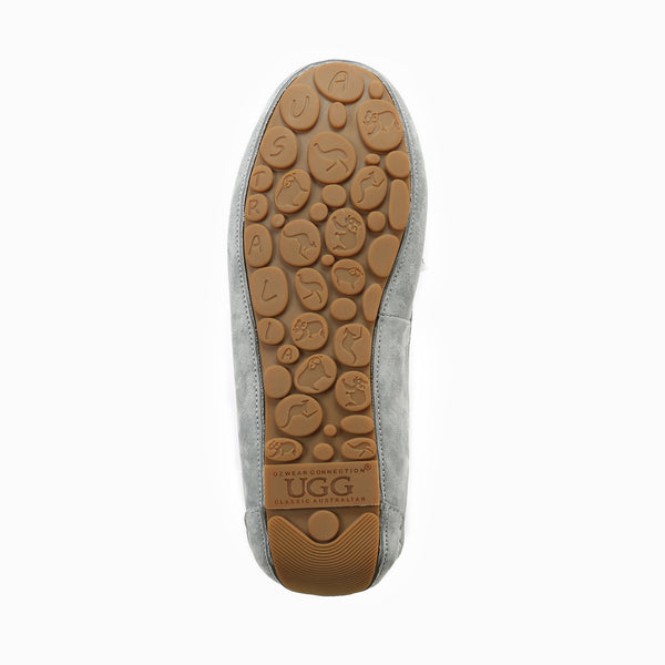 UGG NAOMI POM POM MOCCASIN